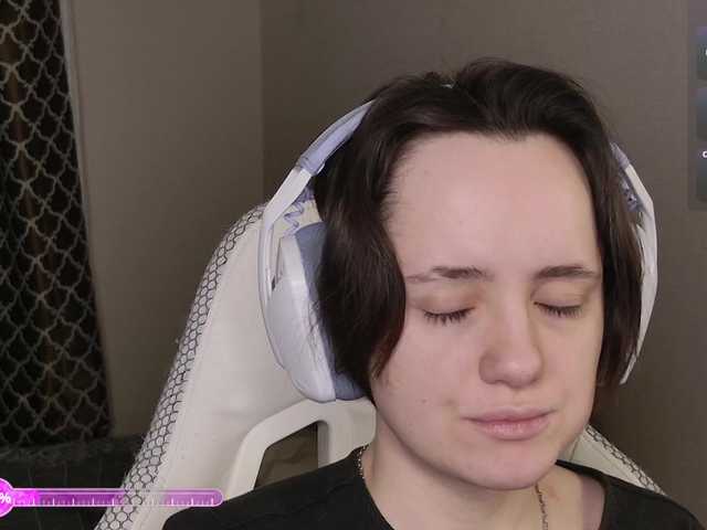 LunaL0ve's BongaCams show and profile