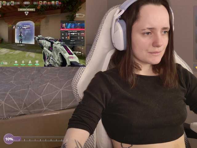 LunaL0ve's BongaCams show and profile