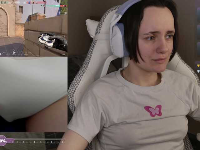 LunaL0ve's BongaCams show and profile