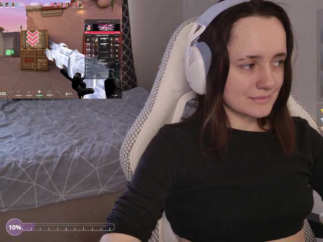 LunaL0ve's BongaCams show and profile