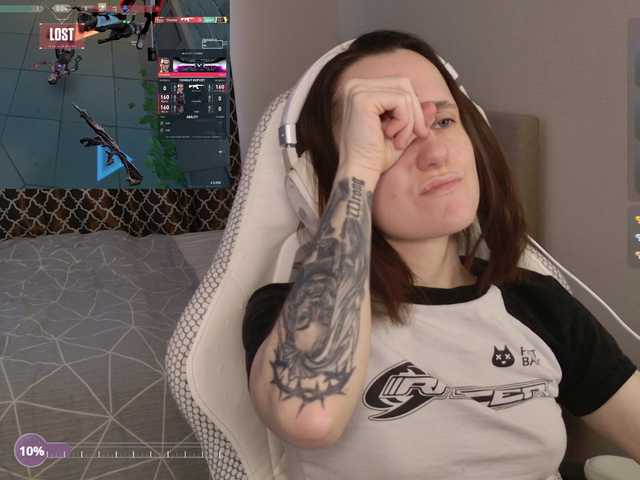 LunaL0ve's BongaCams show and profile