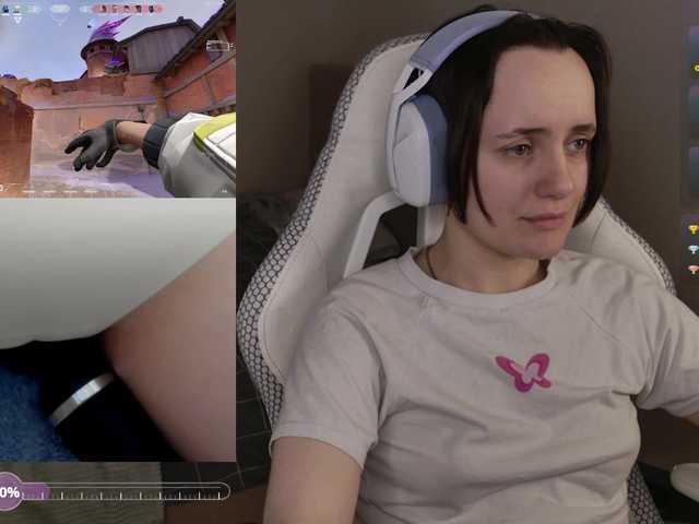 LunaL0ve's BongaCams show and profile