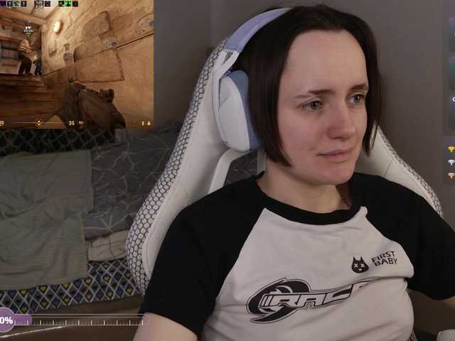 LunaL0ve's BongaCams show and profile