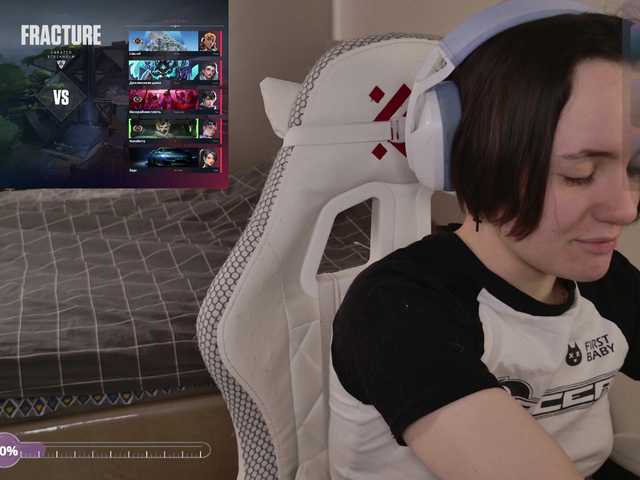 LunaL0ve's BongaCams show and profile