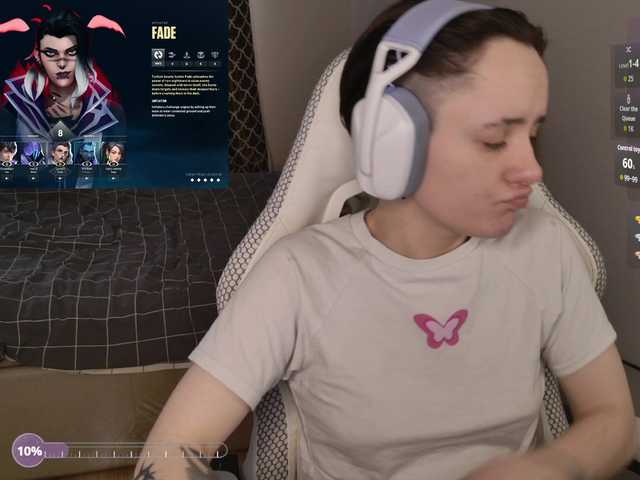 LunaL0ve — Lovense ON let's play?   FAVOURITE VIBES: 103866100200301