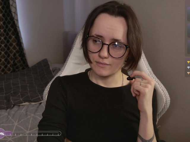 LunaL0ve's BongaCams show and profile