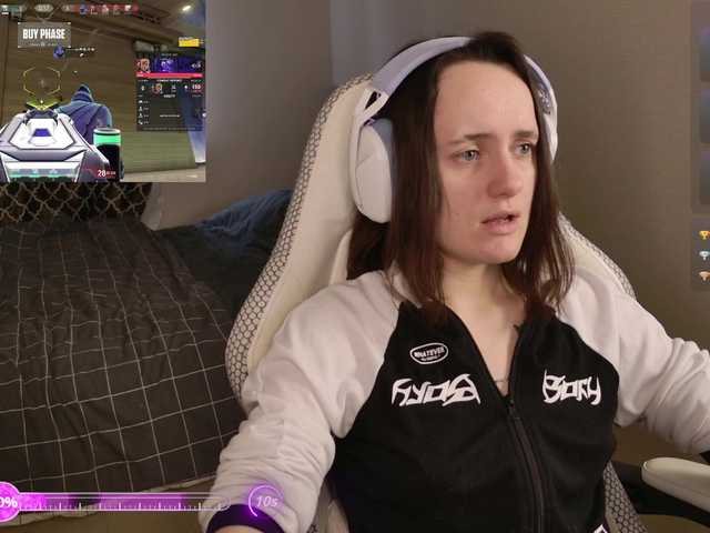 LunaL0ve's BongaCams show and profile