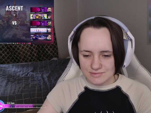 LunaL0ve's BongaCams show and profile