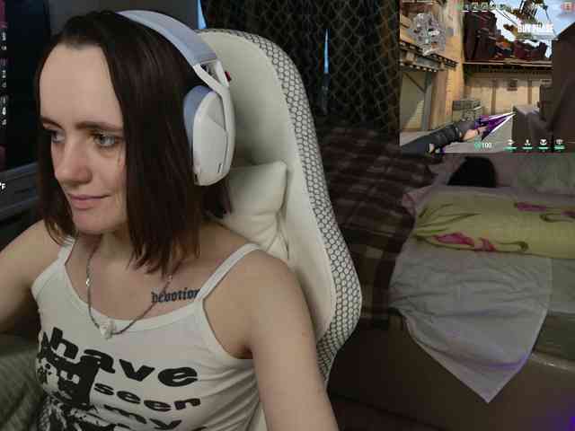 LunaL0ve webcam