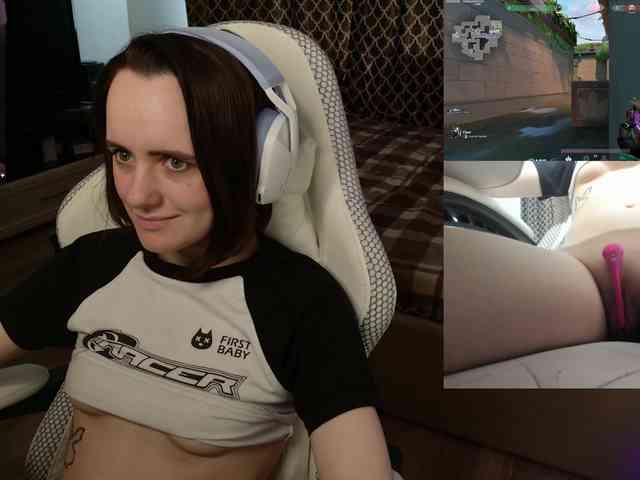 LunaL0ve webcam