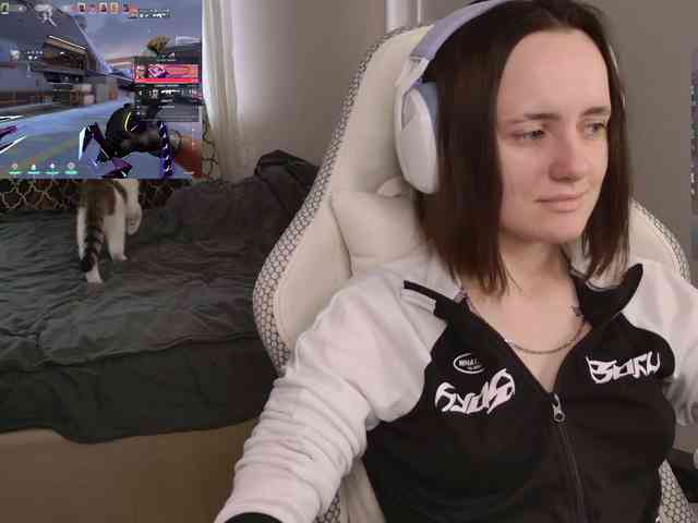 LunaL0ve webcam