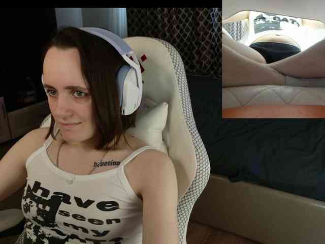 LunaL0ve webcam