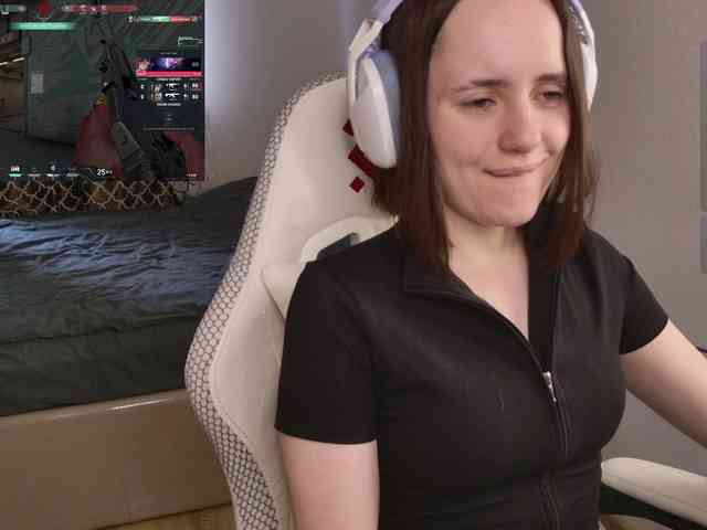 LunaL0ve webcam