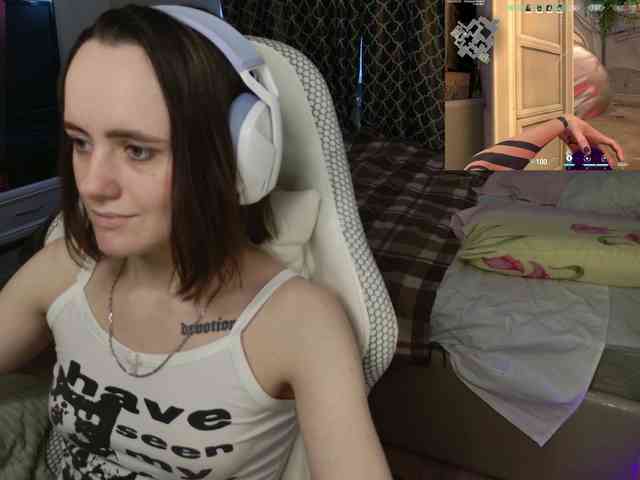 LunaL0ve webcam
