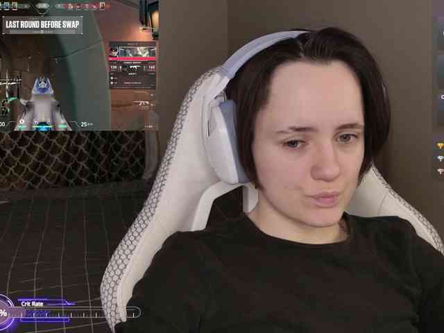 LunaL0ve Live Webcam on BongaCams