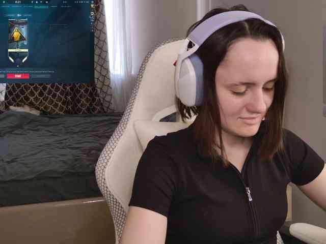 LunaL0ve webcam