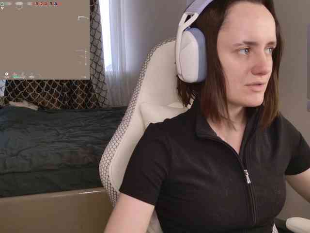 LunaL0ve webcam