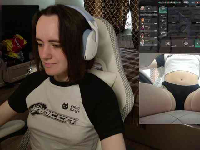 LunaL0ve webcam