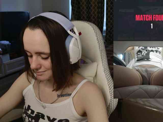 LunaL0ve webcam