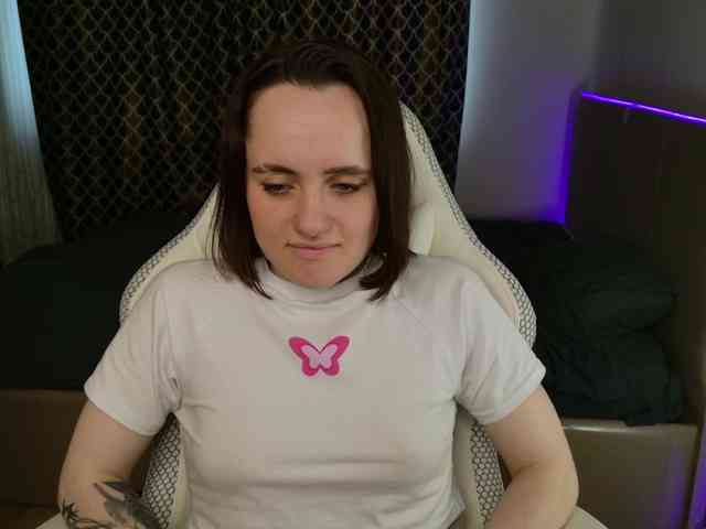 LunaL0ve webcam