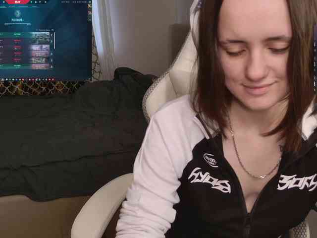 LunaL0ve webcam