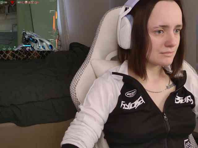 LunaL0ve webcam