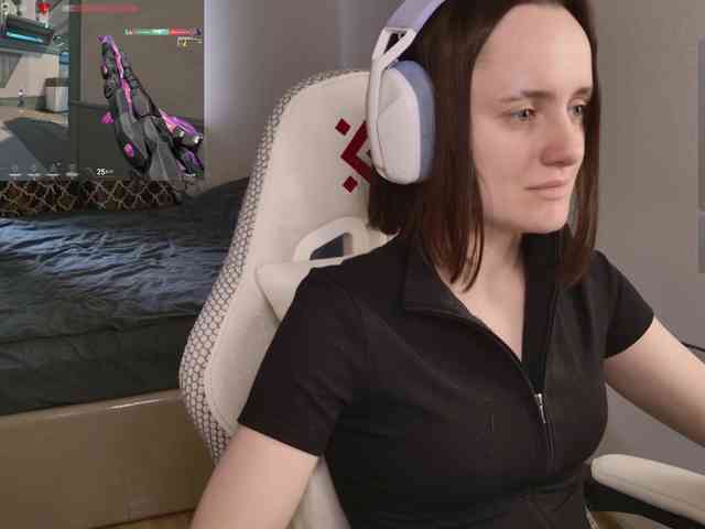 LunaL0ve webcam