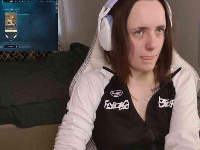 LunaL0ve webcam