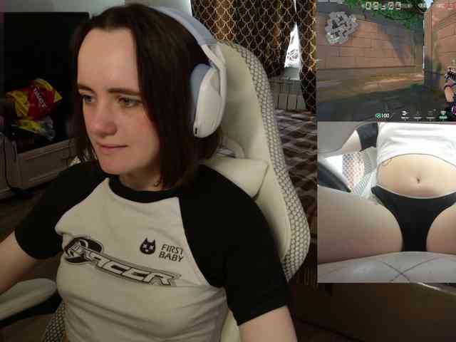 LunaL0ve webcam