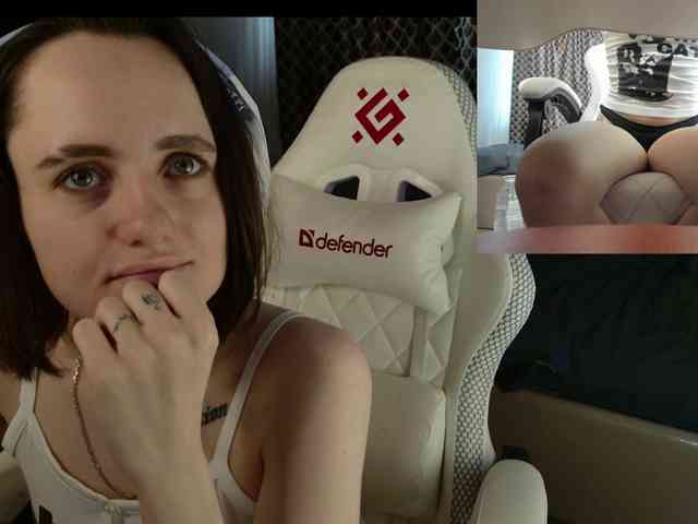 LunaL0ve webcam