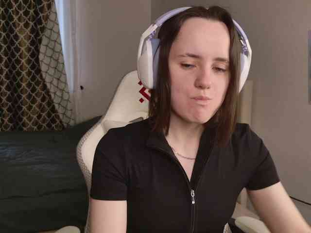 LunaL0ve webcam