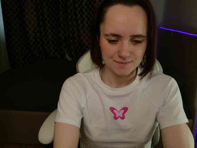 LunaL0ve webcam