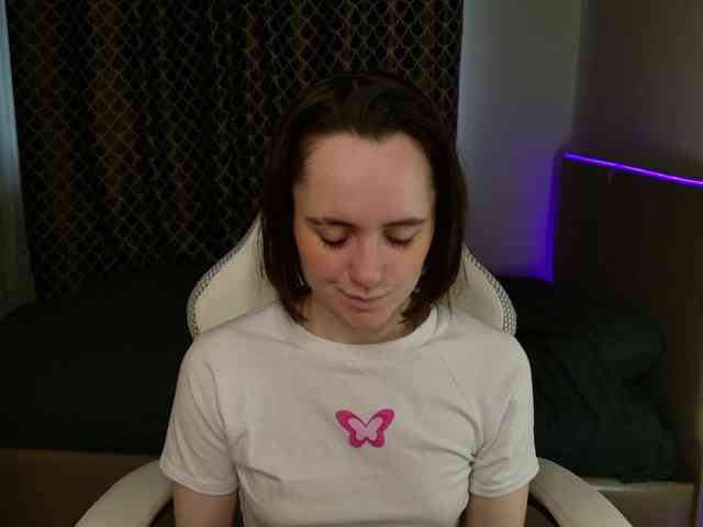 LunaL0ve webcam