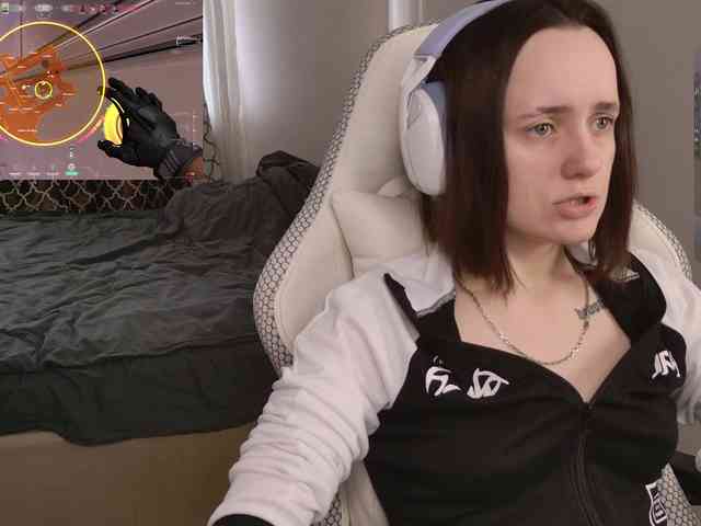 LunaL0ve webcam