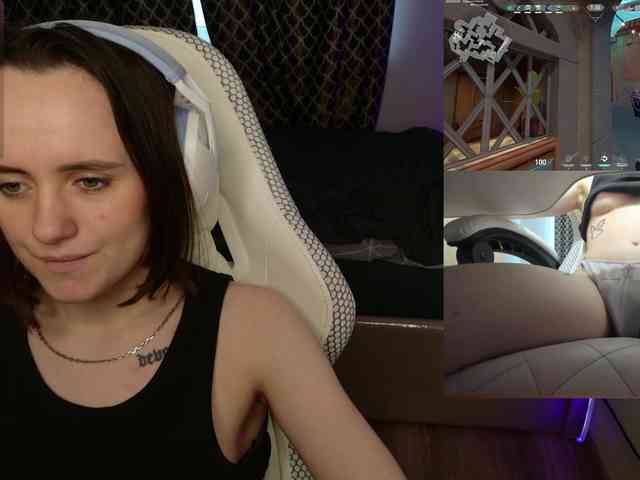 LunaL0ve webcam