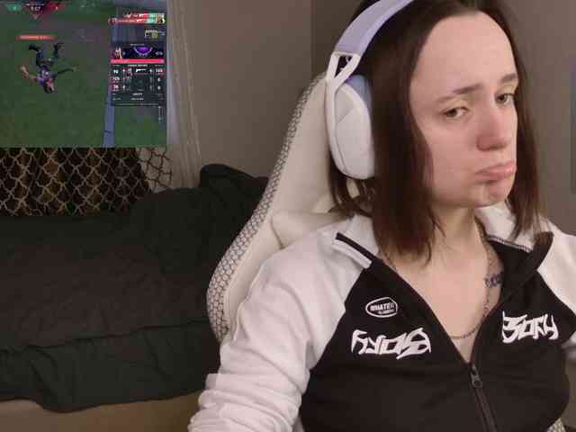LunaL0ve webcam