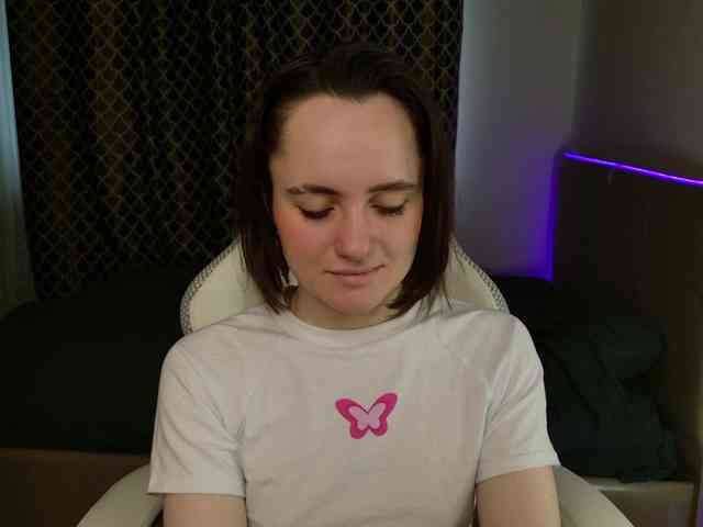 LunaL0ve webcam