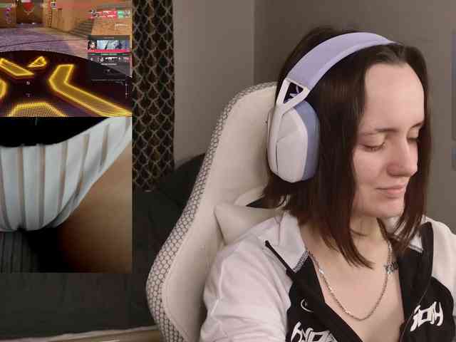 LunaL0ve webcam