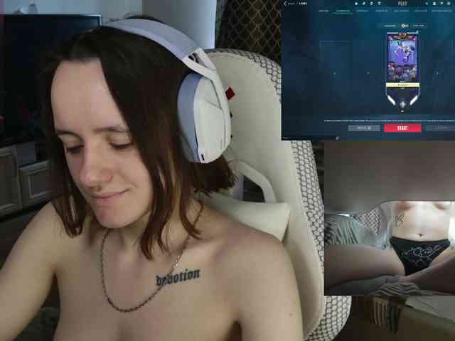 LunaL0ve webcam