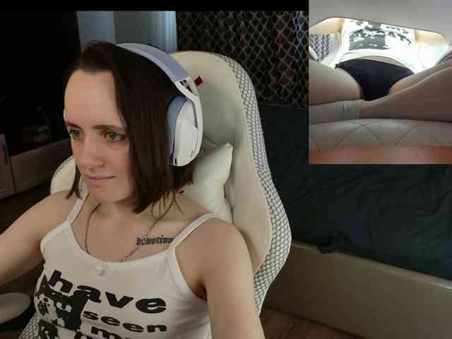 LunaL0ve webcam