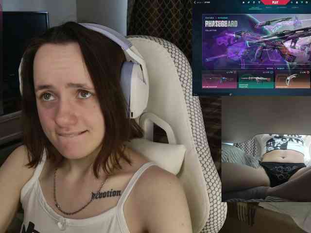 LunaL0ve webcam