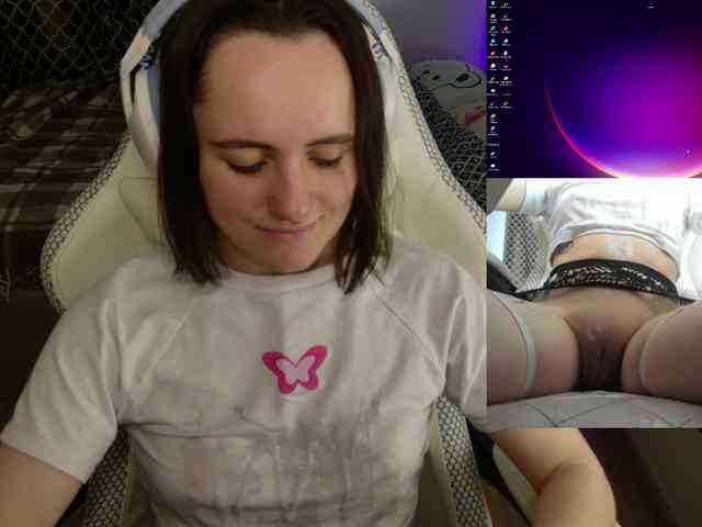 LunaL0ve webcam
