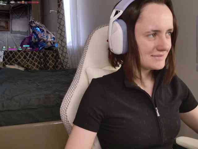LunaL0ve webcam