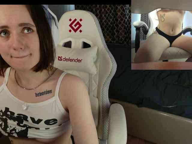 LunaL0ve webcam