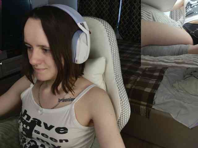 LunaL0ve webcam