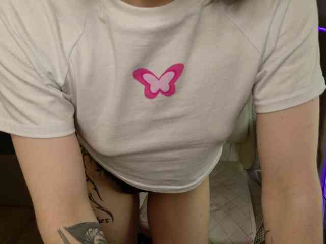 LunaL0ve webcam