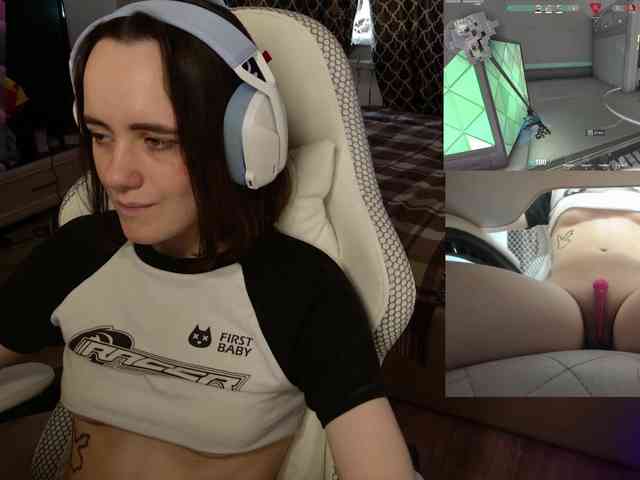 LunaL0ve webcam