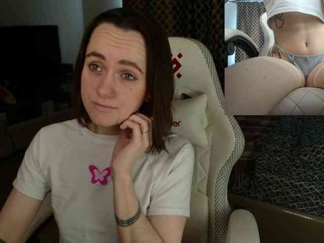 LunaL0ve webcam
