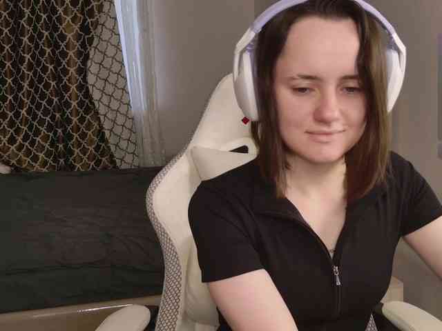 LunaL0ve webcam