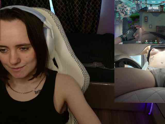 LunaL0ve webcam